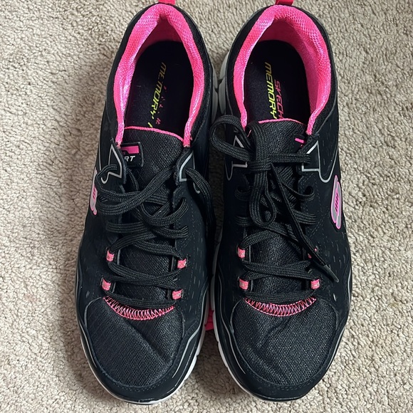 Skechers Women's Black and Pink Athletic Shoes - Picture 2 of 7